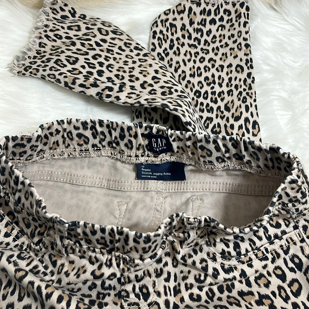 Gap Leopard Print Frayed Hem Pull On Stretch Jegging Ankle Jeans